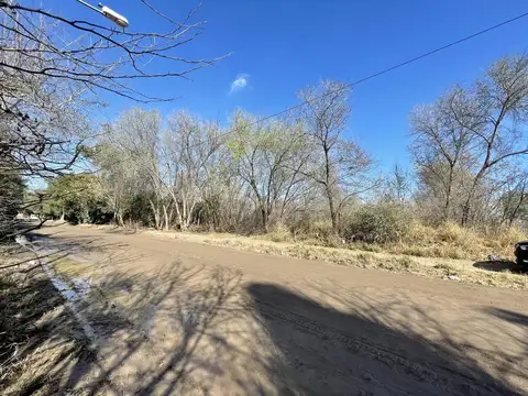 Terreno en Venta en Villa Esquiu, Capital