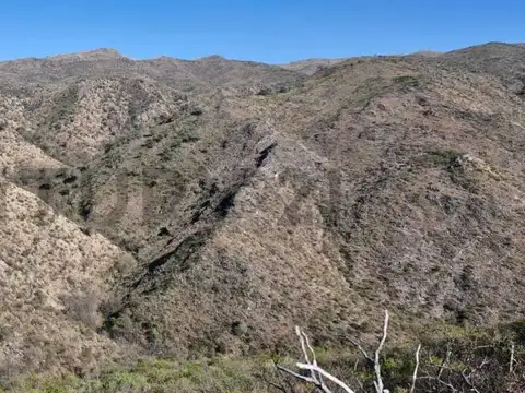 Campo en Venta en Alta Gracia, Santa María