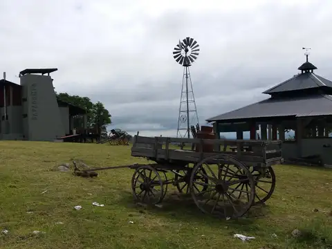 Hotel en Venta en Yacanto Calamuchita, Calamuchita