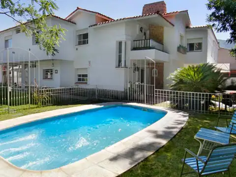 Hotel en Venta en Santa Rosa de Calamuchita, Calamuchita