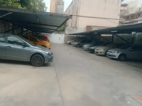 Cochera en Venta en Alberdi, Cordoba