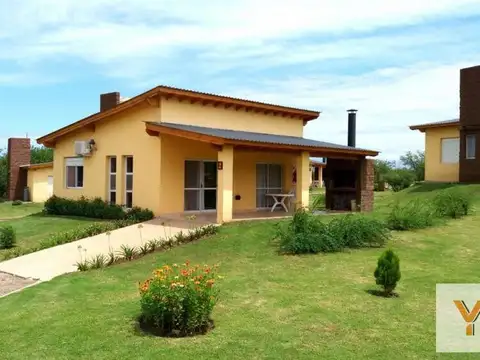 Oficina en Venta en Villa Rumipal, Calamuchita