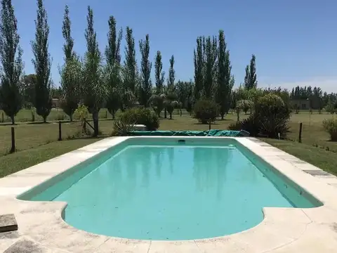 Quinta en Venta en Chacras de Uribelarrea, Uribelarrea