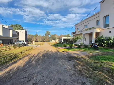 Terreno en Venta en Villa Elisa, Partido de La Plata