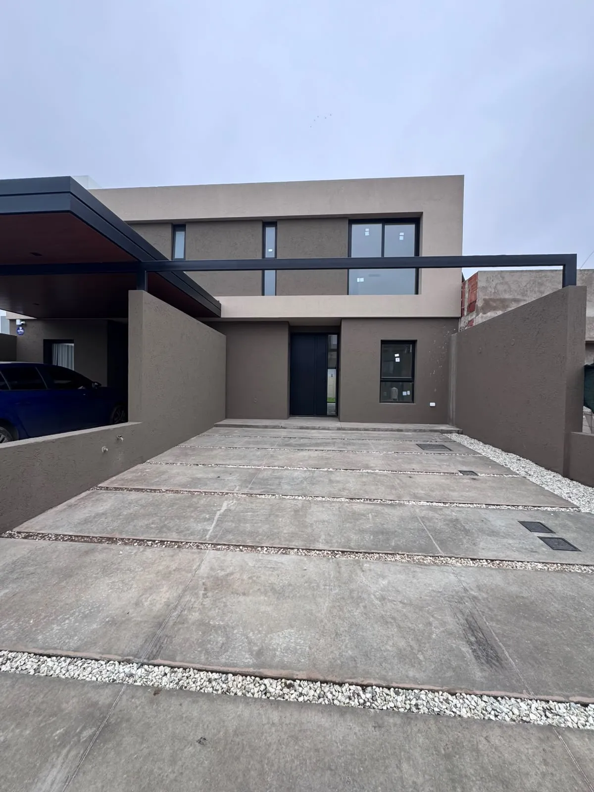 INCREIBLE DUPLEX DE TRES DORMITORIOS EN DOCTA AVENIDA ETAPA IV