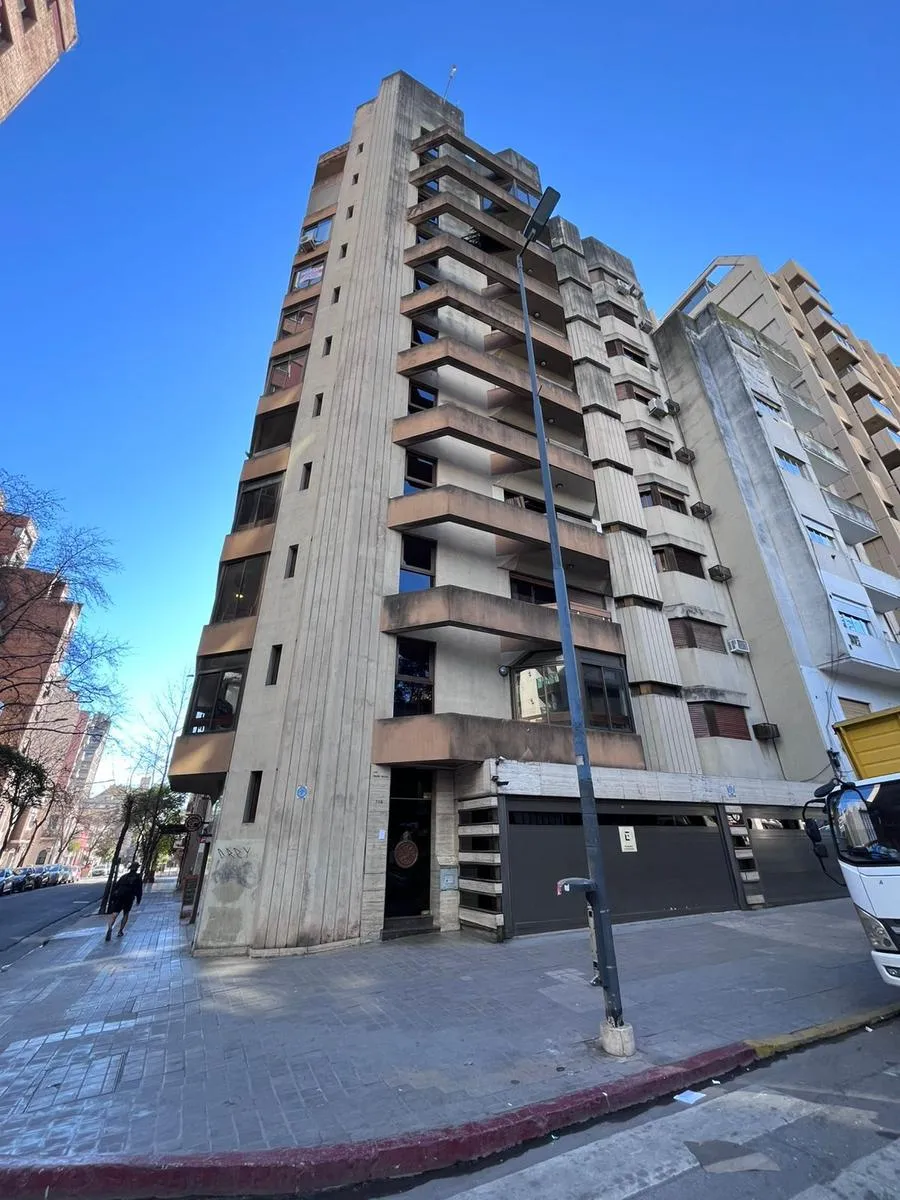 !!Alq Exc. Piso de 2 dorm y medio + dos balcones y cochera doble!! PLENO NUEVA CORDOBA