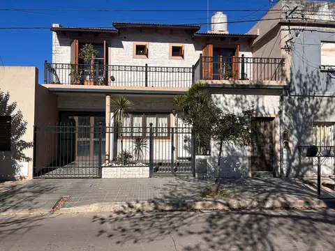 Casa en Venta en Casilda, Caseros