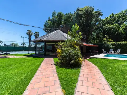 Casa en Venta en Roldan, San Lorenzo