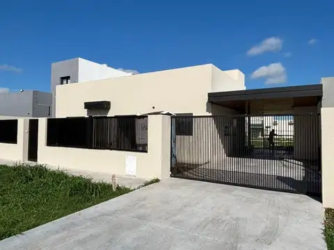 Casa en Venta en Funes, Rosario