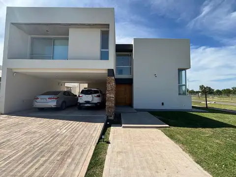 Casa en Venta en Funes, Rosario