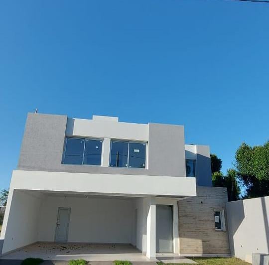 Casa · 254m² · 3 Dormitorios