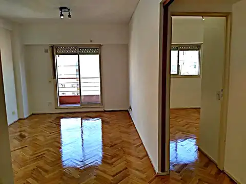 Departamento en Venta en Parque Las Heras, Barrio Norte