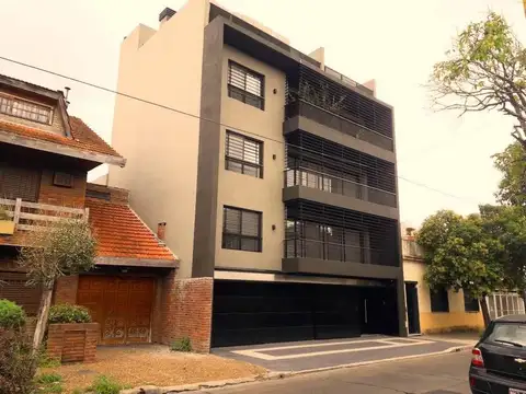 Departamento en Venta en Barrio Naón, Mataderos
