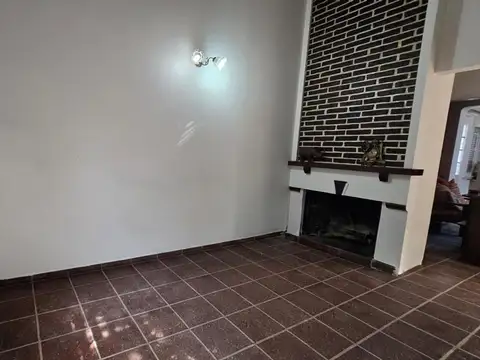 Casa en Alquiler en Ituzaingo, Partido de Ituzaingó