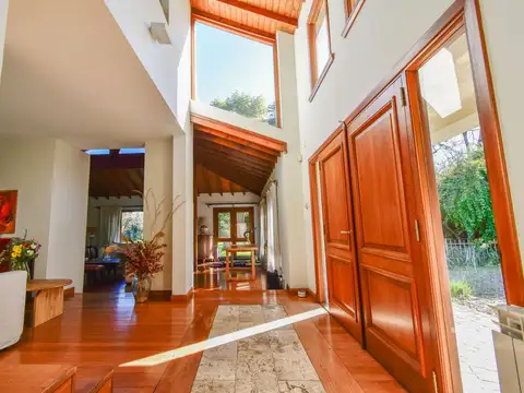 Casa en Venta en Los Berros, Bella Vista