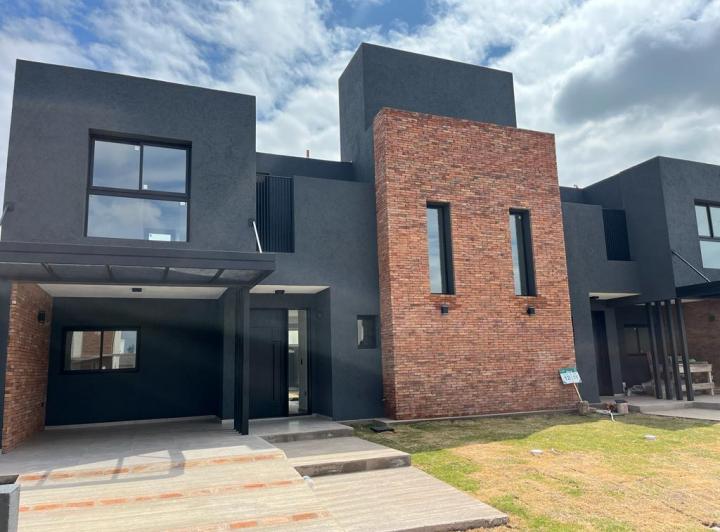 Departamento · 150m² · 5 Ambientes · 2 Cocheras