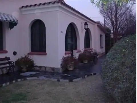 Casa en Venta en Lalahenes, Alta Gracia