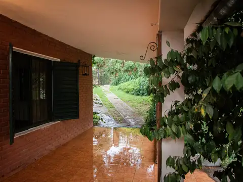 Casa en Venta en Poluyan, Alta Gracia
