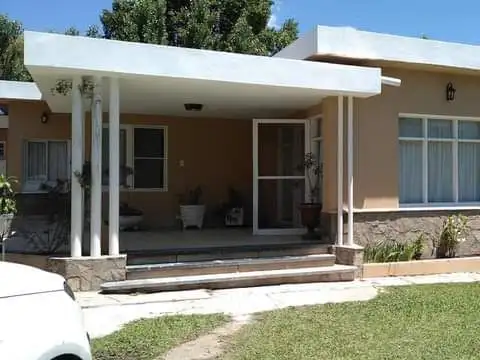 Casa en Venta en Estacion del Carmen, La Falda