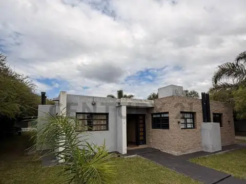 Casa en Venta en Villa Parque Siquiman, Punilla