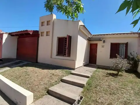 Casa en Venta en Alta Gracia, Santa María