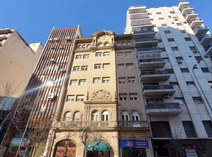 Departamento · 120m² · 6 Ambientes