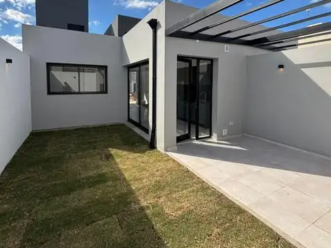 Casa en Venta en Barrio Rincones de Manantiales, Countries y Barrios Cerrados en Capital