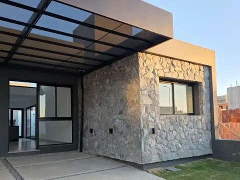Casa en Venta en Manantiales, Cordoba