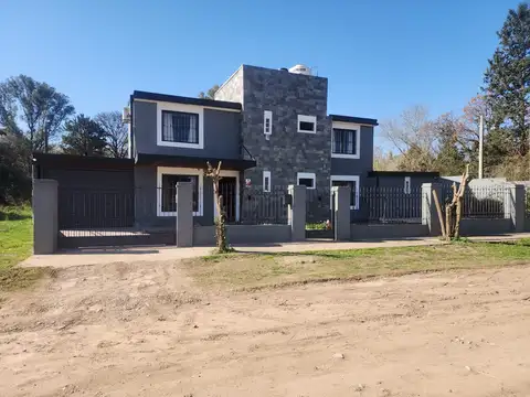 Casa en Venta en San Roque, Punilla