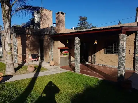 Casa en Venta en Villa los Aromos, Santa María