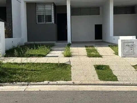 Casa en Venta en Miradores De Manantiales, Countries y Barrios Cerrados en Cordoba Capital