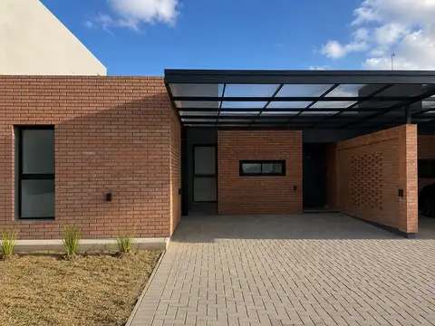 Casa en Venta en San Ignacio Village, Countries y Barrios Cerrados en Cordoba Capital