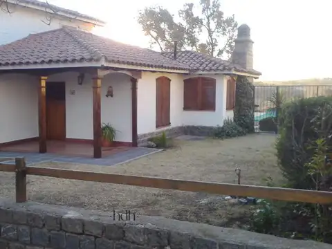 Casa en Venta en Villa Parque Siquiman, Punilla