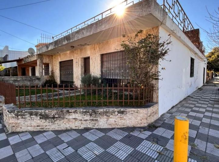 Casa · 96m² · 4 Ambientes