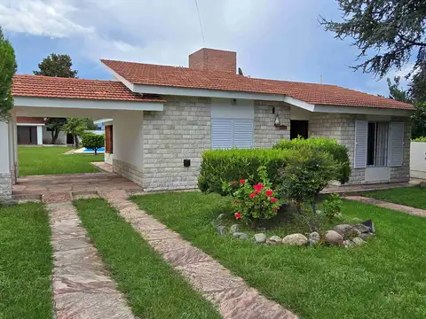 Casa en Venta en Miguel Muñoz, Villa Carlos Paz