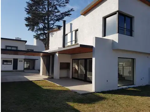 Casa en Venta en Villa Belgrano, Cordoba