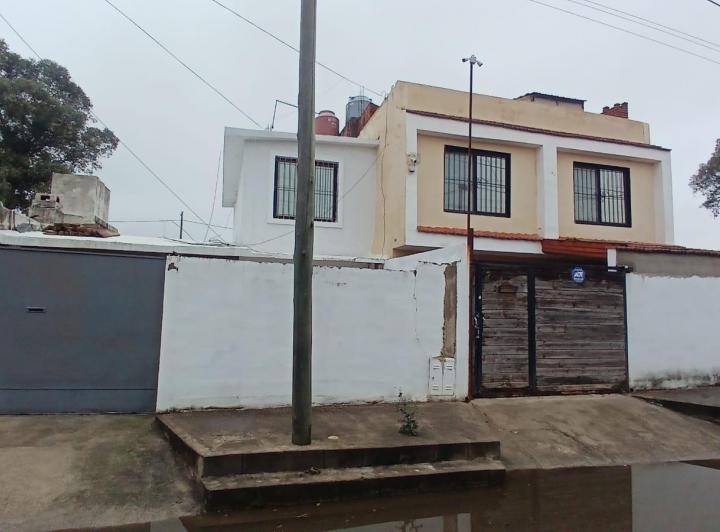 Casa · 77m² · 4 Ambientes