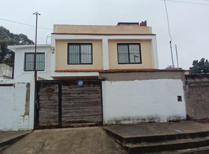 Casa · 141m² · 5 Ambientes