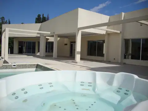 Casa en Venta en Villa Del Lago, Villa Carlos Paz