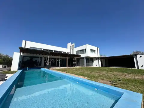 Casa en Venta en Cañuelas Country Golf, Countries y Barrios Cerrados en Cordoba Capital