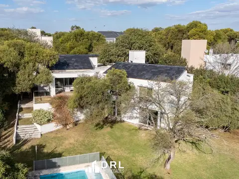 Casa en Venta en El Bosque, Countries y Barrios Cerrados en Cordoba Capital