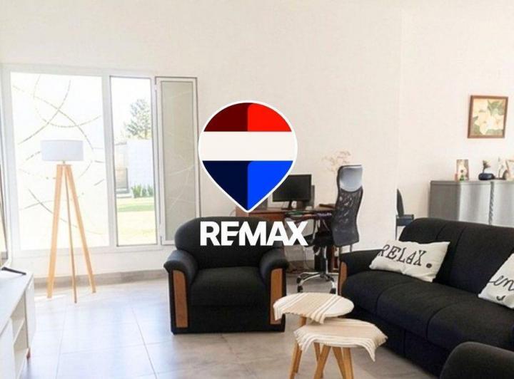 Casa · 176m² · 5 Ambientes · 2 Cocheras