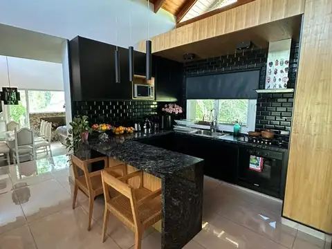 Casa en Venta en El Bosque, Countries y Barrios Cerrados en Cordoba Capital