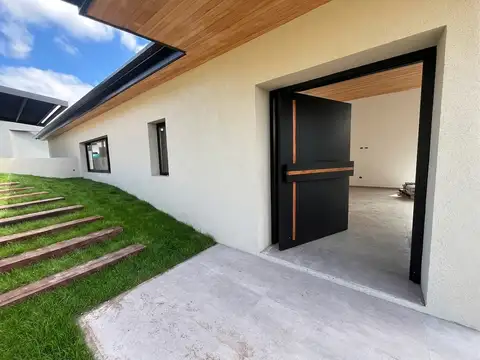 Casa en Venta en Estancia Q2, Mendiolaza