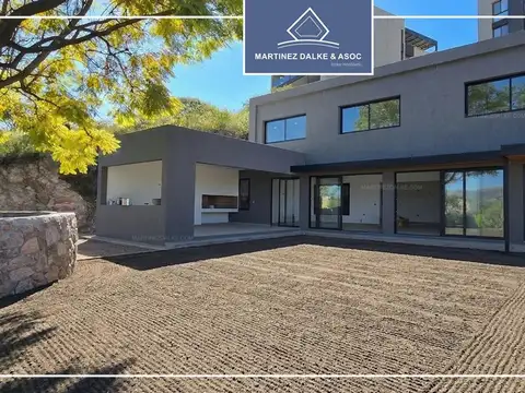 Casa en Venta en La Cuesta, La Calera