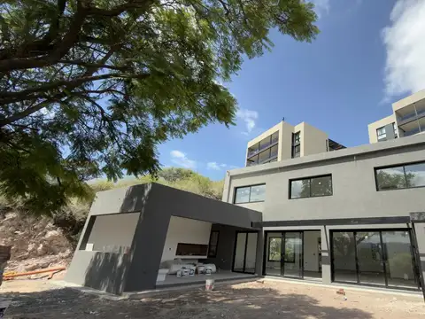 Casa en Venta en La Cuesta Villa Residencial, Countries y Barrios Cerrados en Cordoba Capital