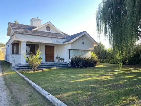 Casa en Venta en Alta Gracia, Santa María