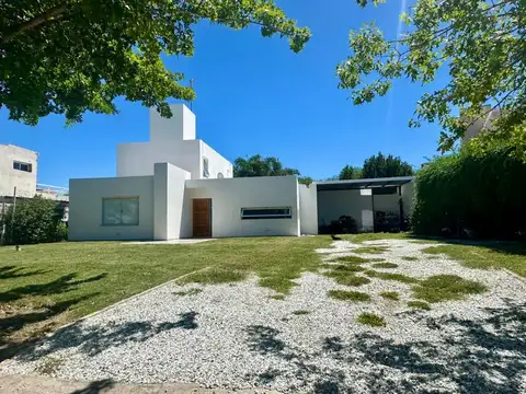 Casa en Venta en San Isidro, Countries y Barrios Cerrados en Villa Allende