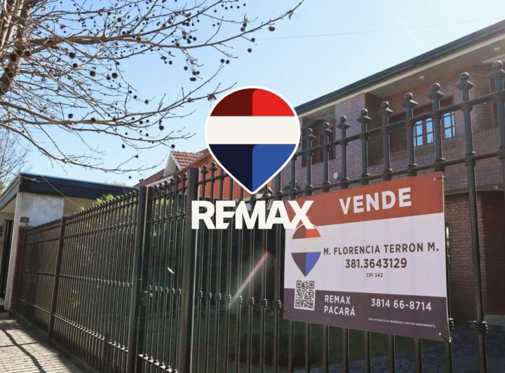 Casa · 400m² · 9 Ambientes · 4 Cocheras