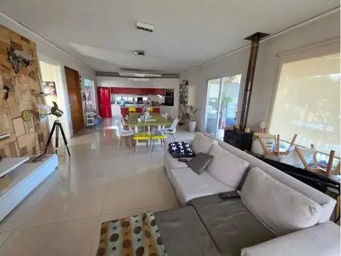 Casa en Venta en Malagueño, Santa María